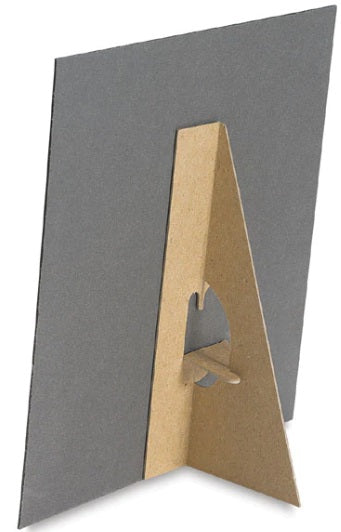 World Traveler Chiara Wall