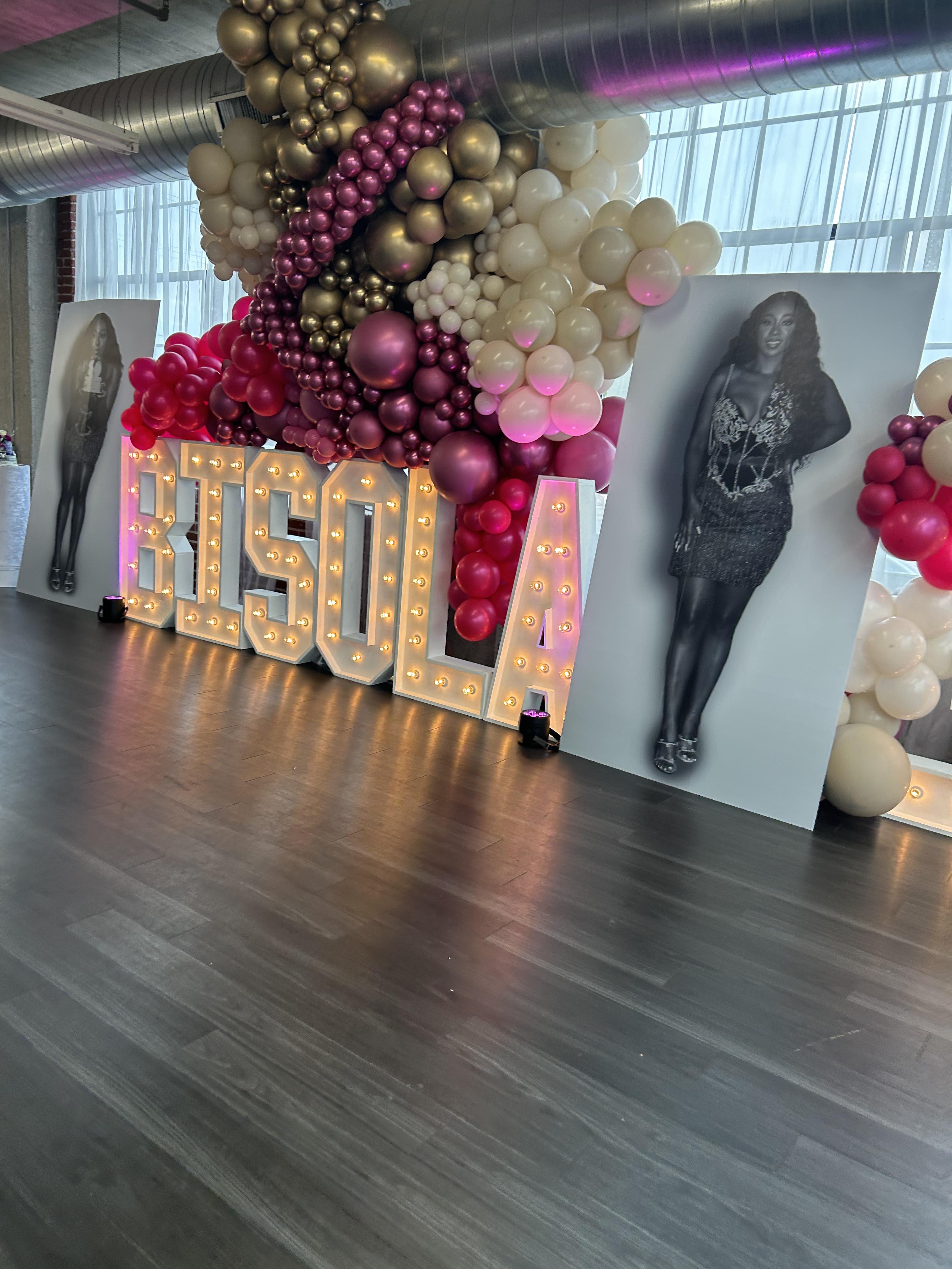 Print-Only Giant Chiara Photo Wall – For Pre-Designed Artwork