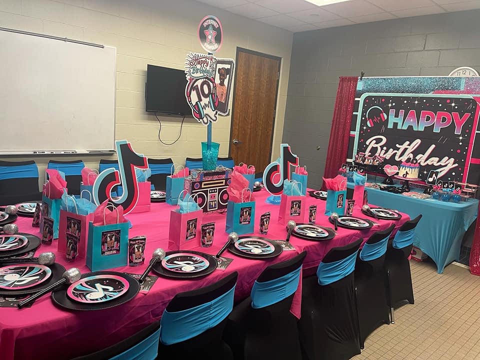 Social Media Cell Phone Backdrop