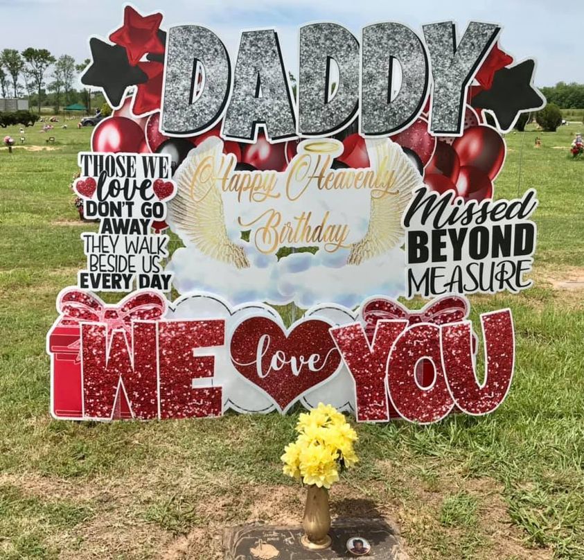 In Loving Memory Yard Card (Full and Half Sheet Available)